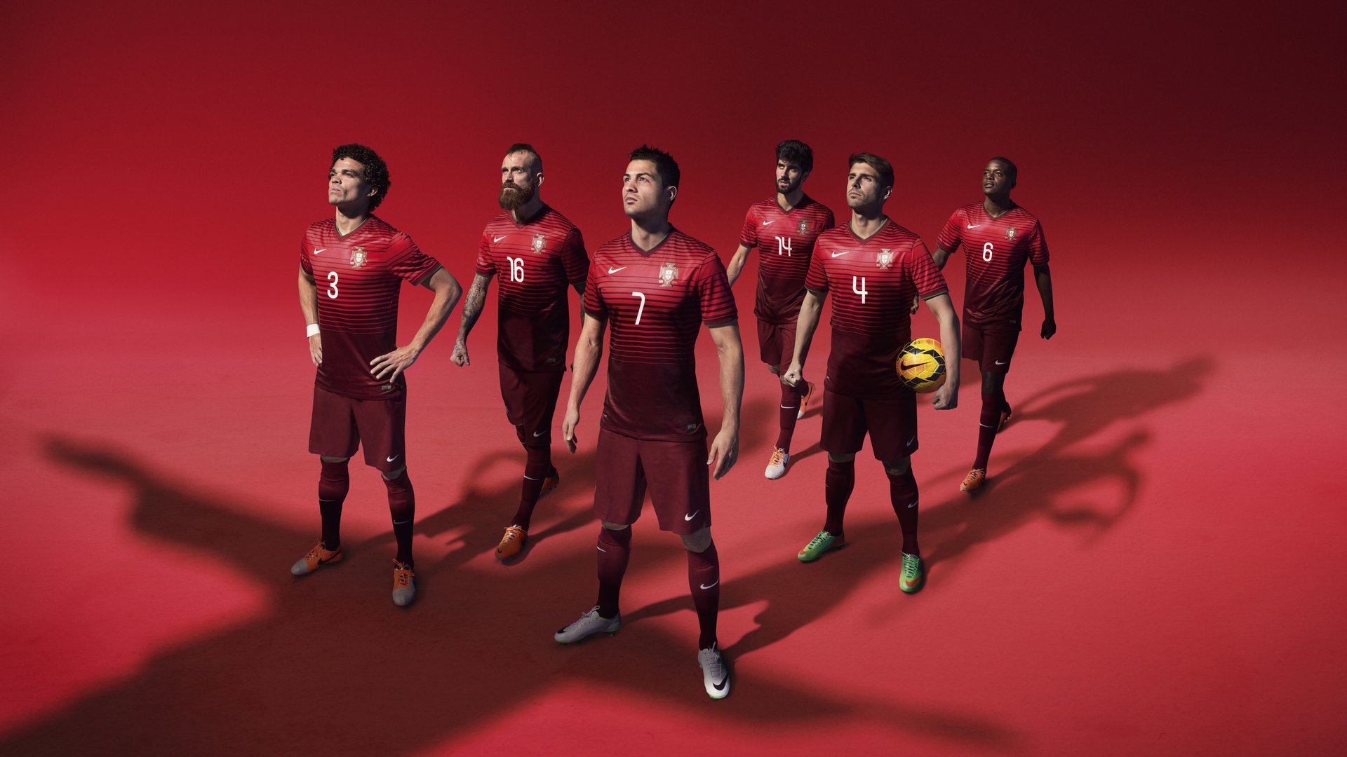 基层足球普及力度不足，足球普及率不高的原因